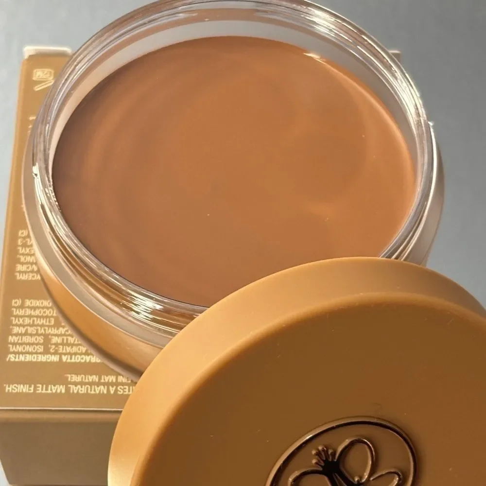 Anastasia Beverly Hills Cream Bronzer Shade Caramel